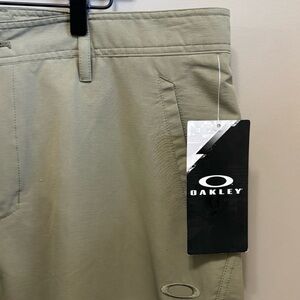 BRAND NEW Men's OAKLEY Lightweight Trail Pants Khaki Size 40 NWT Technical